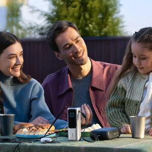 پاوربانک 100 وات انکر مدل A1695 ظرفیت 25000 میلی آمپر ساعت به همراه دو کابل USB-C