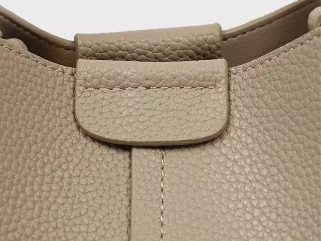 کیف دوشی زنانه چرمی با ظرفیت بزرگ Viney women's bag versatile leather portable bucket bag 4368