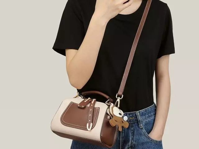 کیف دوشی و کراس بادی زنانه IOS/Aiguoshi New Women's Bags Crossbody Leather 6661