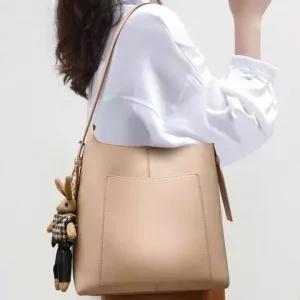 کیف دوشی زنانه چرم با ظرفیت بزرگ و طراحی ساده New Women&#39;s Leather Bucket Bag Large Capacity 5345