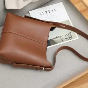 کیف دوشی زنانه چرم با ظرفیت بزرگ و طراحی ساده New Women&#39;s Leather Bucket Bag Large Capacity 5345