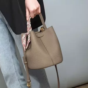 کیف دوشی زنانه چرمی با ظرفیت بزرگ Viney women&#39;s bag versatile leather portable bucket bag 4368