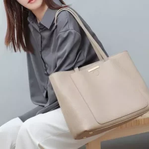 کیف دوشی زنانه چرم با ظرفیت بزرگ new fashion trendy genuine leather women&#39;s bag 5180