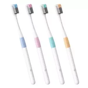 بسته 4 عددی مسواک شیائومی به همراه پک نگهداری Xiaomi Doctor B Bass Toothbrush