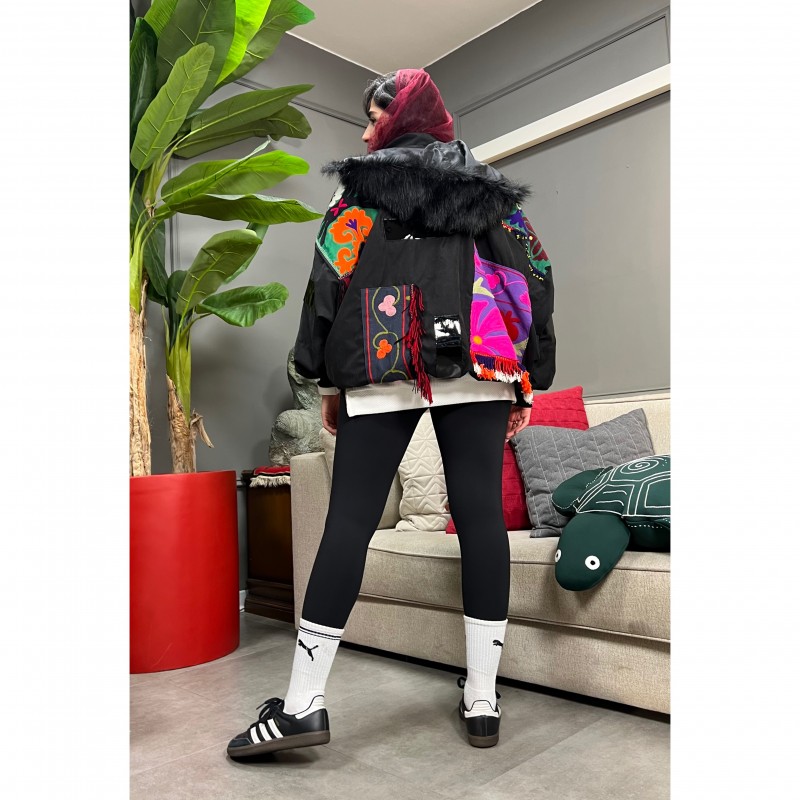 کاپشن کوتاه خاتون