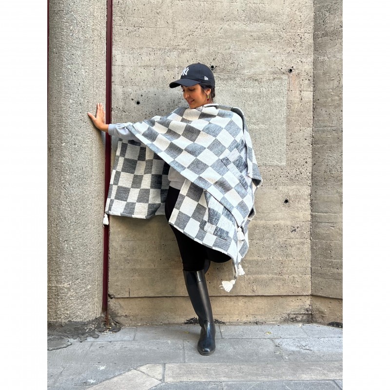 پانچو چهارخونه unisex