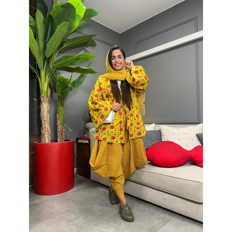 ست شومیز شلوار زرد گل قرمز خُنک