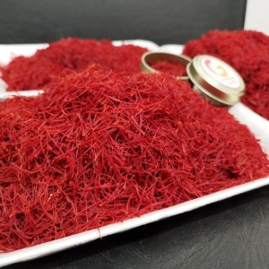 همه چیز درباره قیمت و خرید زعفران؛ طلای سرخ ایران