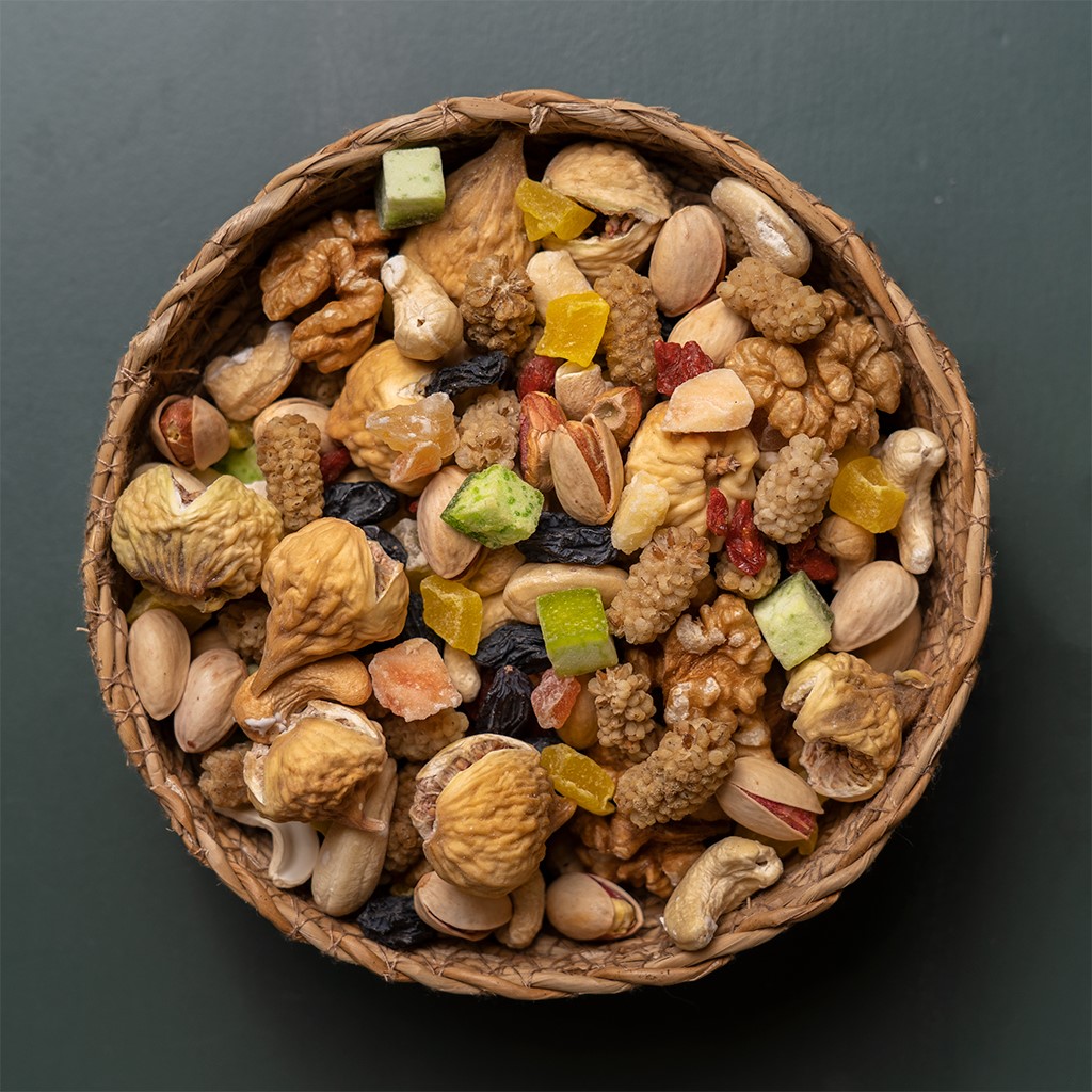 چه عواملی قیمت آجیل خشکبار را تعیین میکند؟