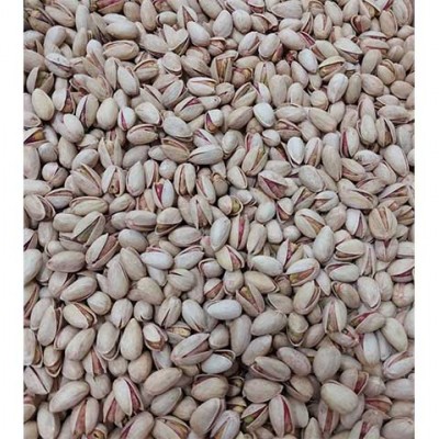 پسته بادامی برشته نمکی