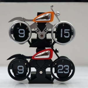 ساعت رومیزی مدل ورقه ای طرح موتور سیکلت