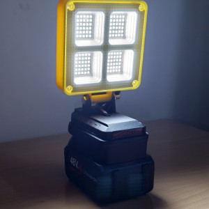 چراغ کمپ شارژی پروژکتور 4 سلولی باتری جداشونده working lamp