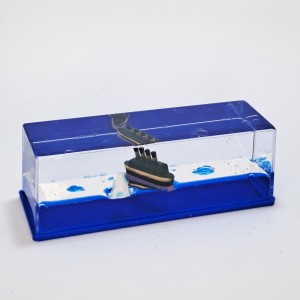 دکوری کشتی معلق ( غرق نشو ) ماکت تایتانیک