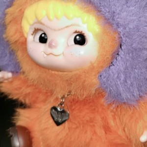 عروسک شانسی  سوپرایزی واکوکو