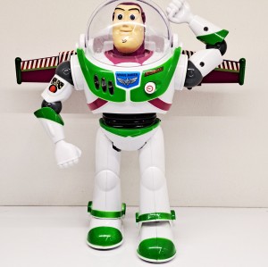 اسباب‌بازی بازلایتر موزیکال و چراغ‌دار – Toy Story 4