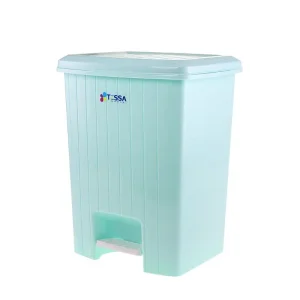سطل زباله زمرد تسا پلاستیک در چهار سایز.webp
