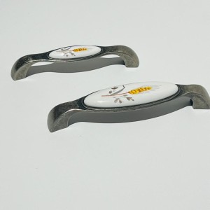 دستگیره کلاسیک کمدی ، کابینتی 748