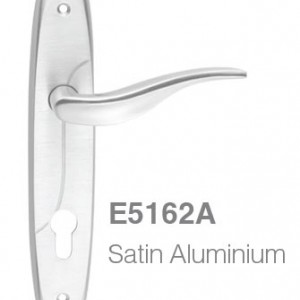 دستگیره پلاک سوئیچی کد E5100A آلومینیومی برند بهریزان