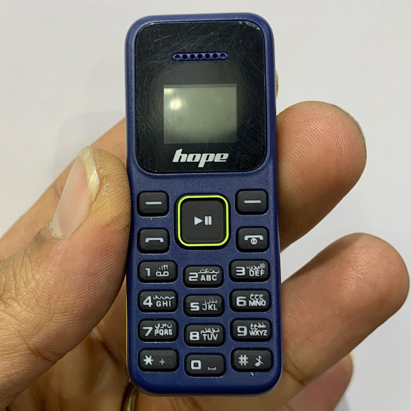 مینی موبایل هوپ مدل L666، دو سیم کارت با قابلیت تبدیل شدن به هندزفری بلوتوث