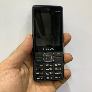 گوشی موبایل ۴ سیم کارت SICCOO مدل MK880
