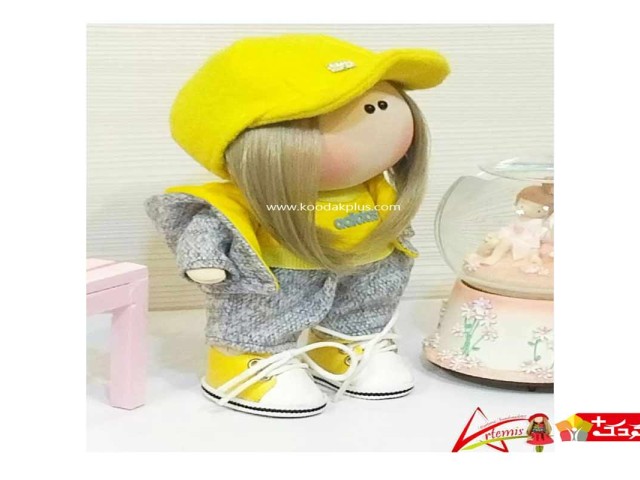 عروسک روسی دختر سوئیشرت دار