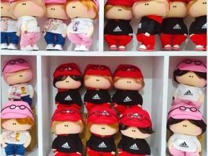 عروسک روسی پسر عینک دار 22 سانتی