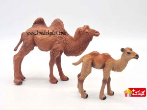 اسباب بازی فیگور  شتر  به همراه بچه