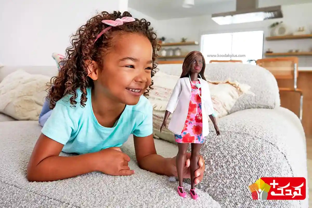 عروسک های باربی طرفداران زیادی در بین دختر بچه های بالای 3 سال دارند