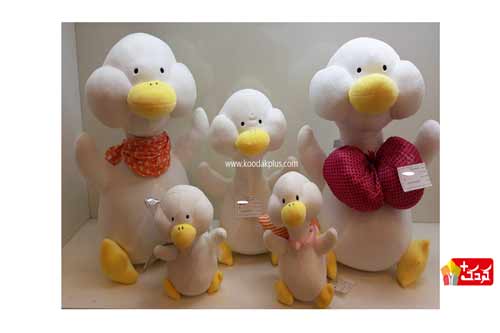 عروسک خزی اردک صورت تپل دو مدل دارد