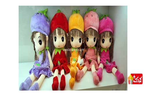 عروسک خزی دختر میوه ای 5 طرح دارد که رنگ آنها ثابت می ماند
