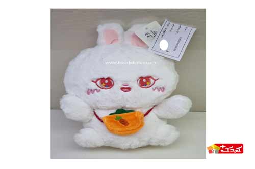 عروسک خزی خرگوش با کیف هویجی نانو بوده که برای کودکان و نوزادان ایمن می باشد