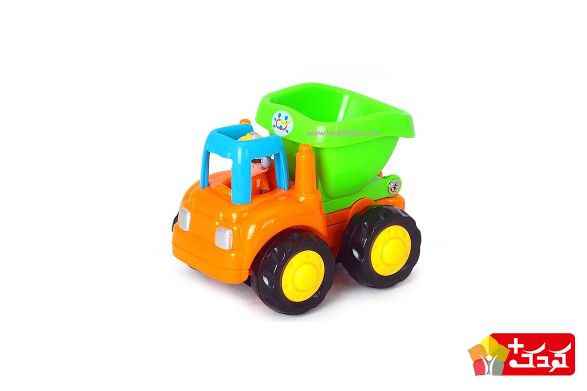 ماشین های راهسازی هولی تویز یعنی کامیون و میکسر قدرتی مناسب برای کودکان 18 ماه به بالا است.