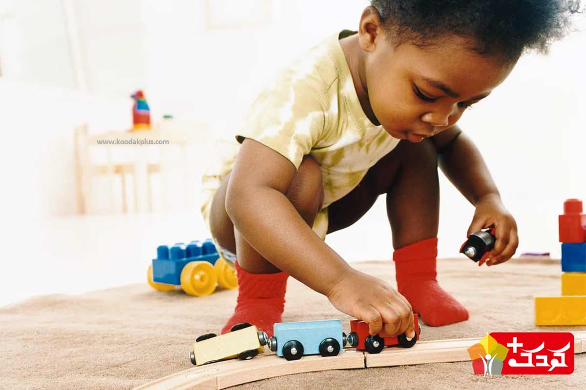 خرید قطار اسباب بازی می تواند یک انتخاب مناسب برای انتقال احساسی لذت بخش به کودک باشد 