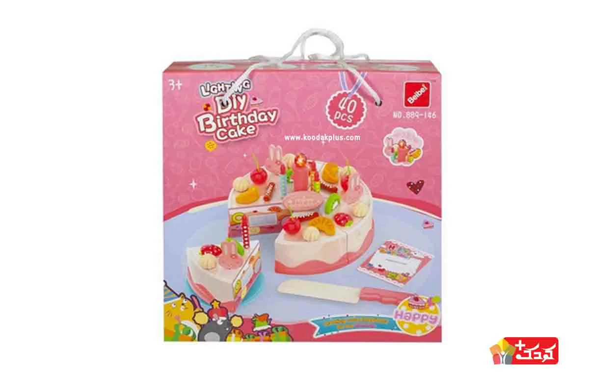 کیک تولد اسباب بازی چراغ دار؛ برای والدینی که می خواهند حس امنیت و شادی کودک را تقویت کنند پیشنهاد می شود. 