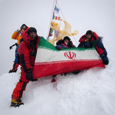اولین گام‌های بلند؛ داستان صعود فرخنده صادق و لاله کشاورز به اورست