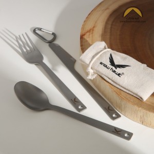 ست قاشق و چنگال و کارد