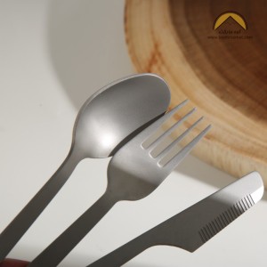 ست قاشق و چنگال تاشو کمپینگ