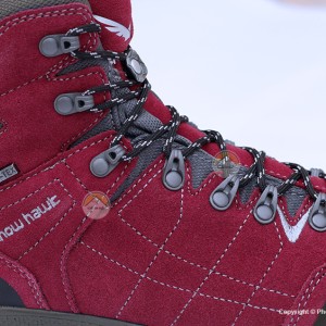 کفش کوهنوردی زنانه