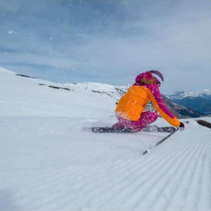 خرید کاپشن زنانه کوهنوردی و اسکی