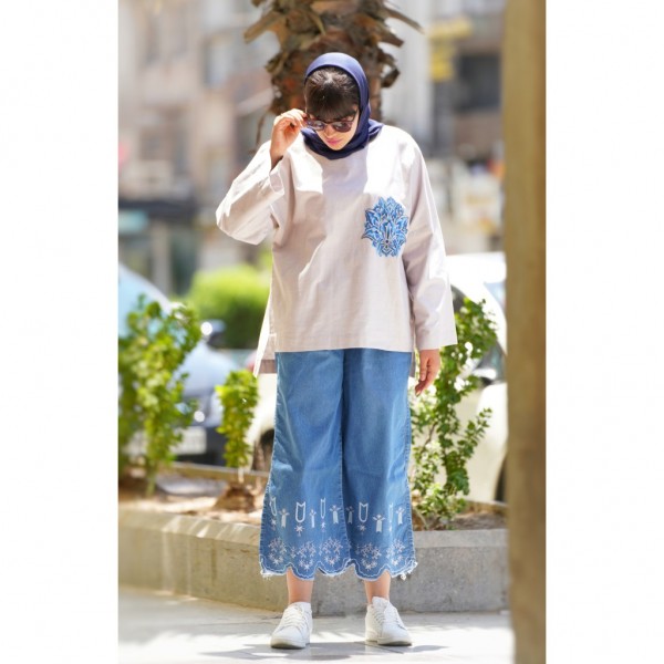 مانتو گل جام