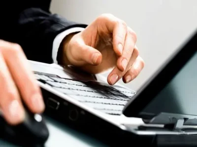 چرا لپ‌تاپ ناگهان خاموش می‌شود؟