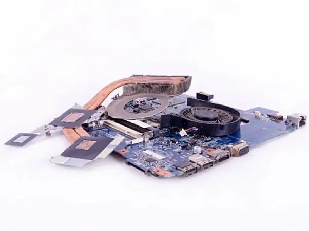 نشانه خرابی فن در لپ&zwnj;تاپ&zwnj;های استوک