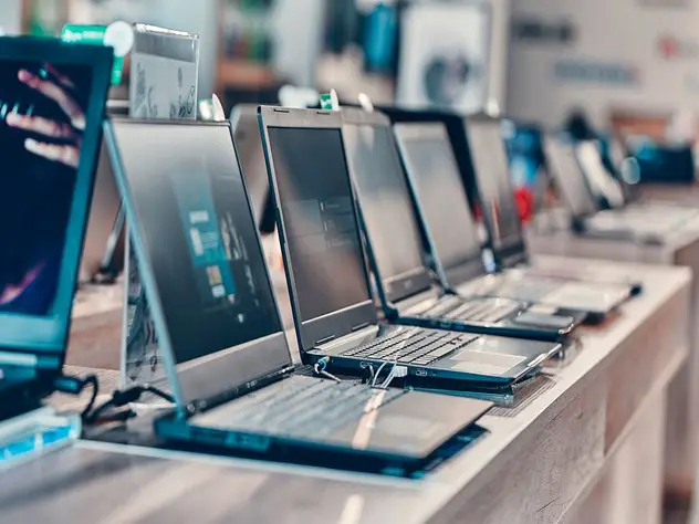 مقایسه لپ تاپ استوک و نو