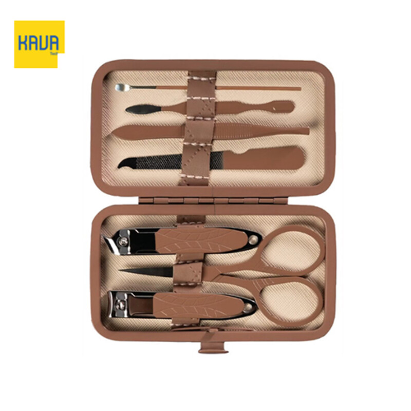 Green Lion 7-in-1 Manicure Kit | ست مانیکور 7 در 1 گرین لاین با ابزار کامل مراقبت از ناخن