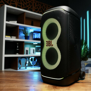 اسپیکر بلوتوثی جی بی ال مدل PartyBox Stage 320