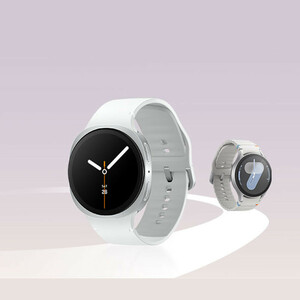 ساعت هوشمند 40 میلی‌متری سامسونگ مدل Galaxy Watch 8 با بند پلاستیکی