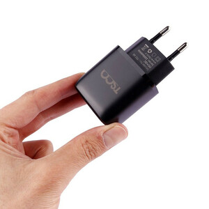 شارژر دیواری 20 وات تسکو مدل TTC 65