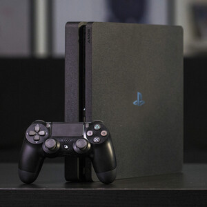 کنسول بازی سونی مدل Playstation 4 Slim ریجن 3 سری CUH-2218B ظرفیت 1 ترابایت