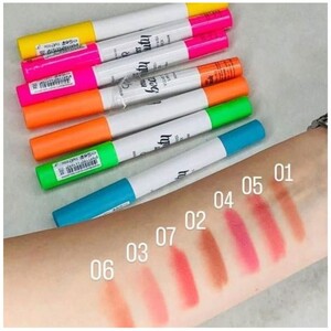 رژ لب مدادی گلدن رز Velvety Kiss میس بیوتی