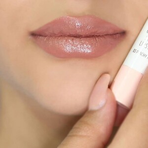 رژ لب مدادی براق کرمی Nude Look گلدن رز